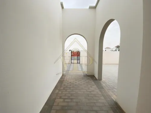 5 غرف نوم - فاي الريمان 2 - صف واحد استثنائي مع مساحة لمسبح خاص | موقع متميز أمام الملعب الرياضي للمجتمع السكني | السعر قابل للتفاوض - 25